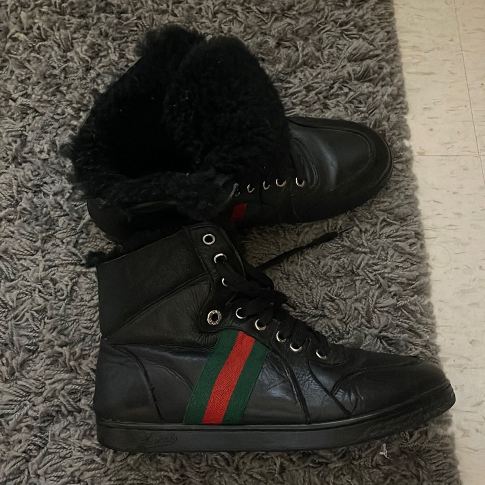 Gucci winter boots with sheep fur women’s size 8.5